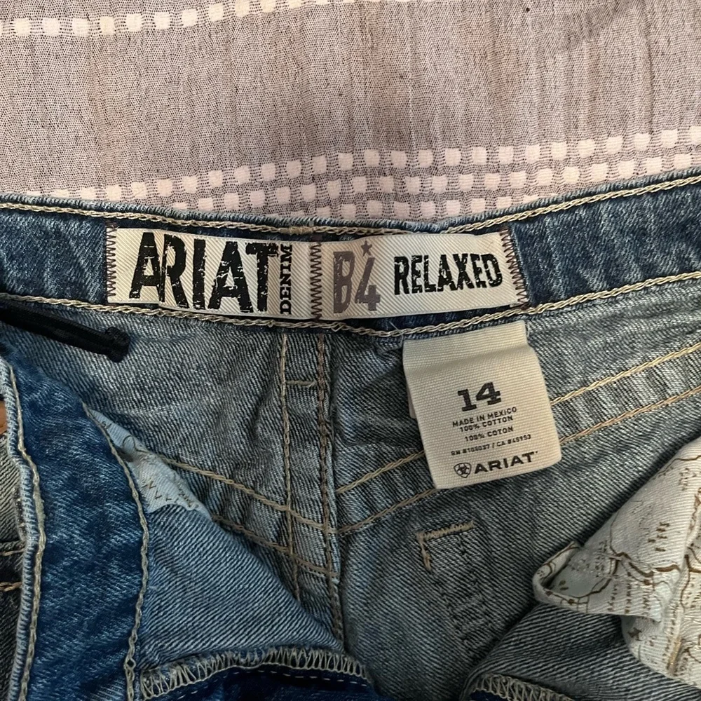 Ariat Boy's Relaxed Fit Denim Jeans - Picture 3 of 12